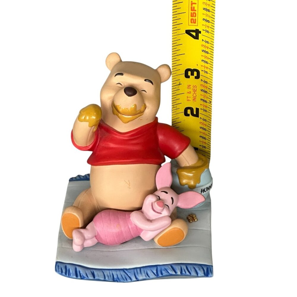 Winnie the Pooh and Piglet Figurine - Being With You is my Favourite Way to be - Picture 8 of 10